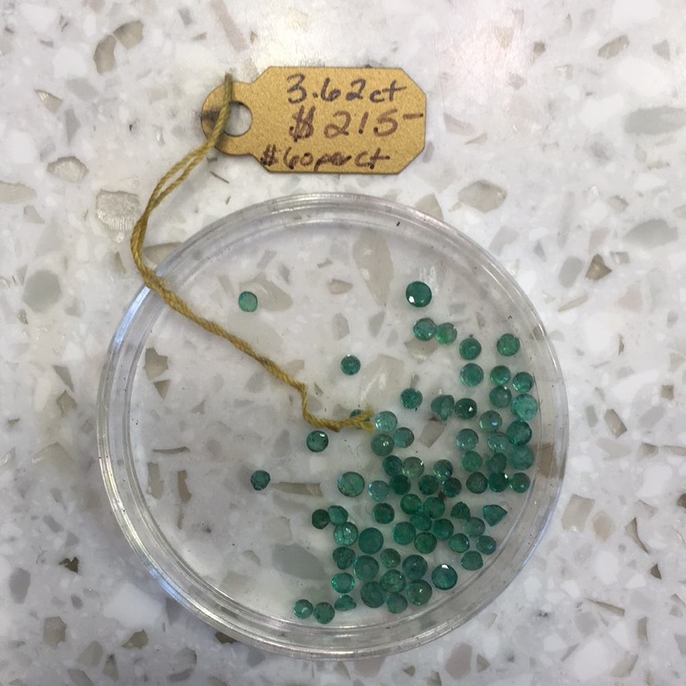 Lot of small natural emeralds